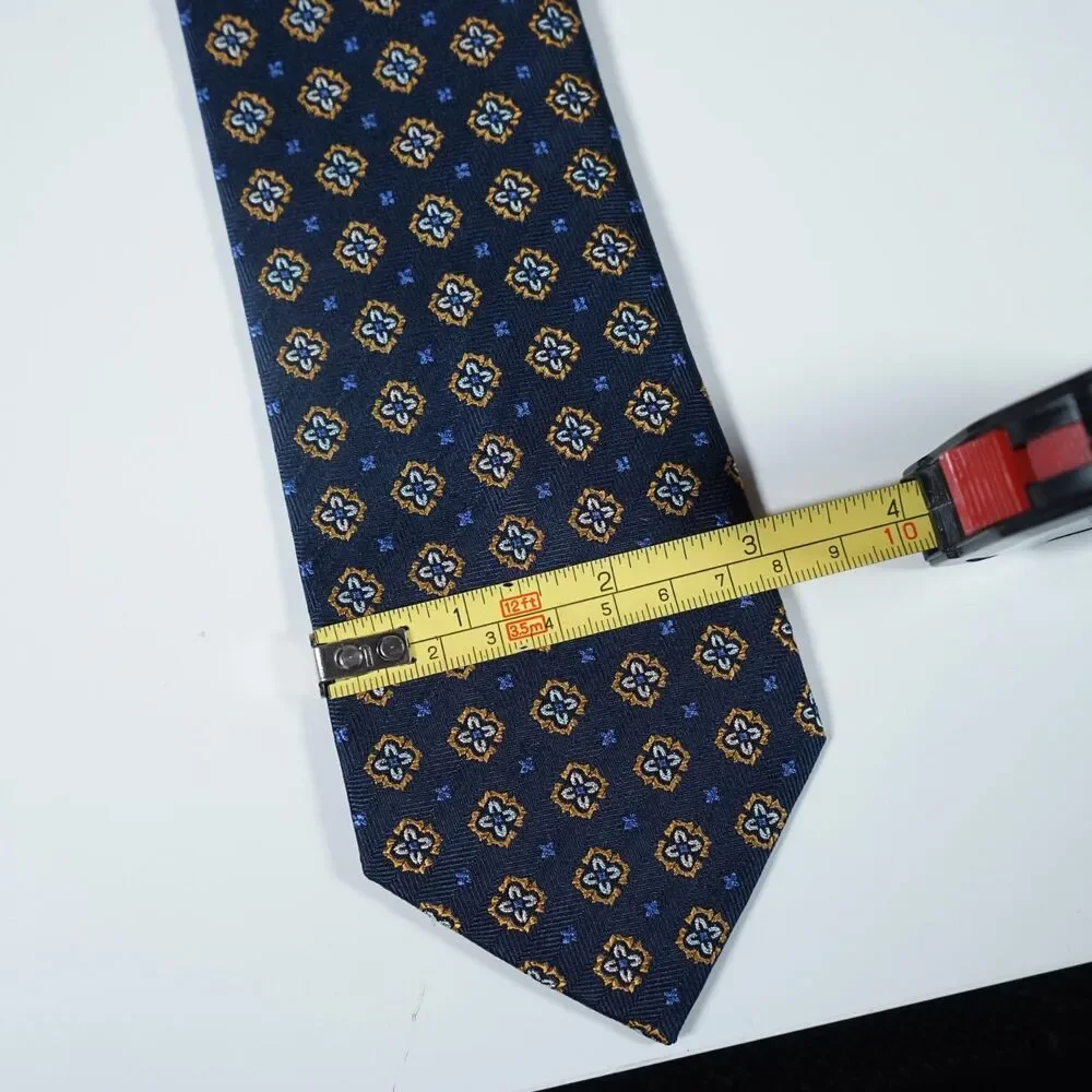 Duchamp London Tie NWT